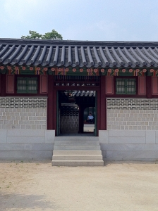 진입광장