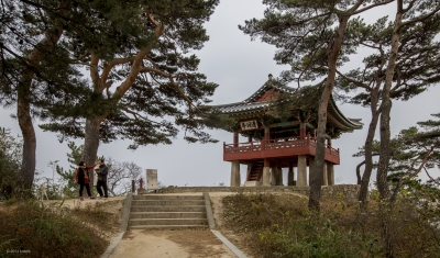 고성 청간정 : 강원도 고성군 토성면 청간리 89-2