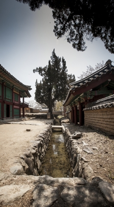 경주 옥산서원 : 경상북도 경주시 안강읍 옥산리 7